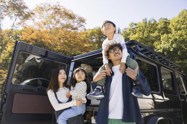 ベンツ Gクラスを徹底分析!歴史や旧モデルのスペック、中古車価格を紹介