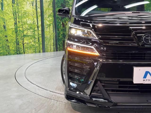 クラウンヴェルファイアとヴェルファイアの違い:高級感と実用性の融合を徹底比較