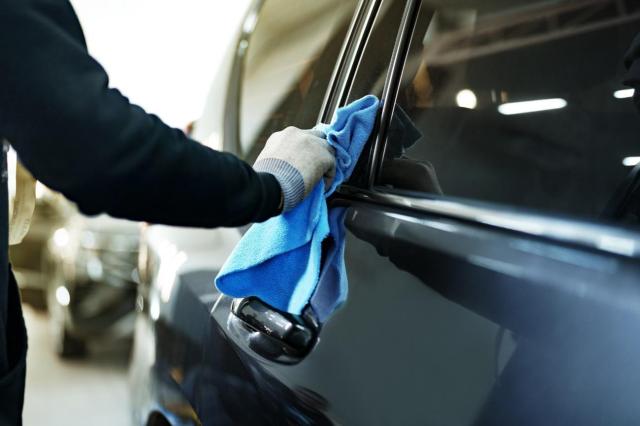 おすすめの車用ワックスとは？正しい使用方法を紹介