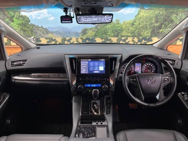 アルファード 2.5 S Cパッケージの魅力は?標準装備と内装の特徴を紹介