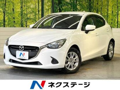 デミオの内装は洗練されたデザイン！室内空間の特徴と装備の充実度を解説