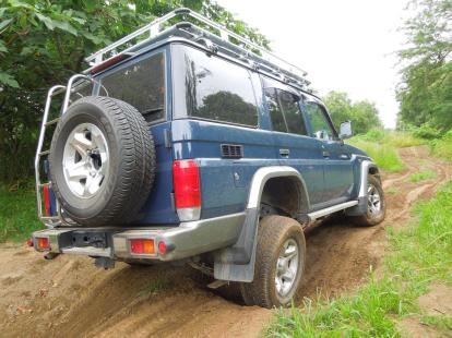 クロスカントリー通称「クロカン」はSUVとは違う？特徴や歴史・おすすめ車種も