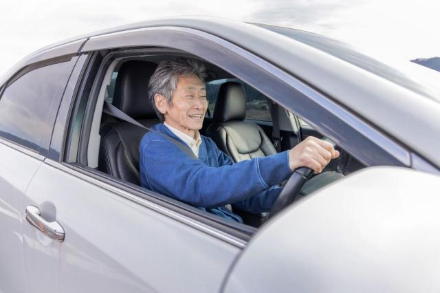 アメリカ市場向けの新型カムリの魅力とは？デザインや性能を解説