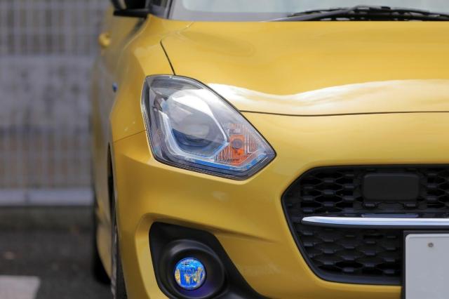 スズキのセダン「キザシ」の特徴とは?他の国産セダンやスズキ車も紹介