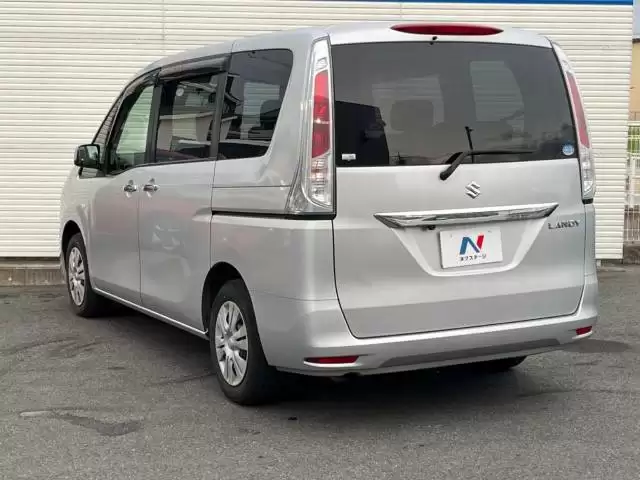 スズキランディと日産セレナを徹底比較。あなたに最適なのはどちら