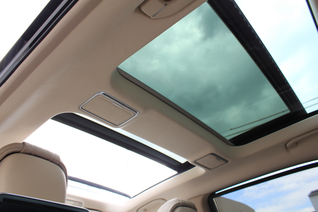 マイバッハ各モデルの値段やスペックは?最高級車の装備や機能も解説