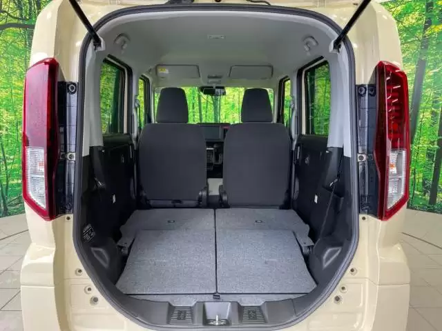 新型スペーシアがフルモデルチェンジ!燃費性能や快適装備などの改良点を解説