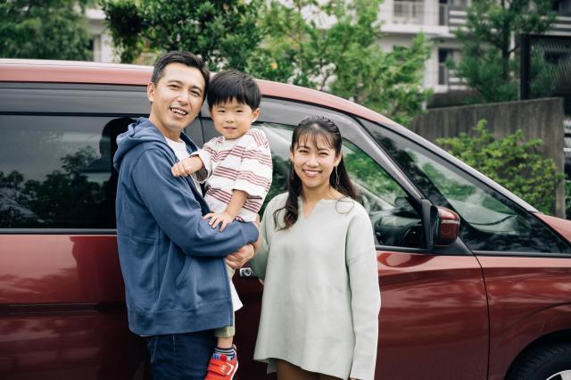 今なお人気のエスティマハイブリッドとは？魅力や中古車情報を解説