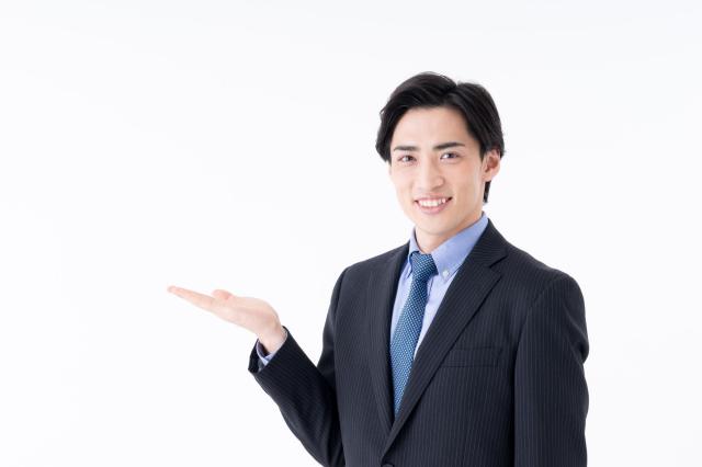 今なお人気のエスティマハイブリッドとは？魅力や中古車情報を解説