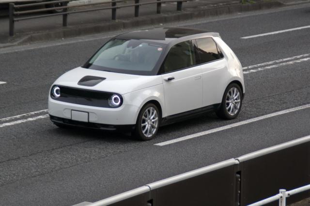 未来志向EV Honda eの魅力とは?走行性能や内装を徹底解説