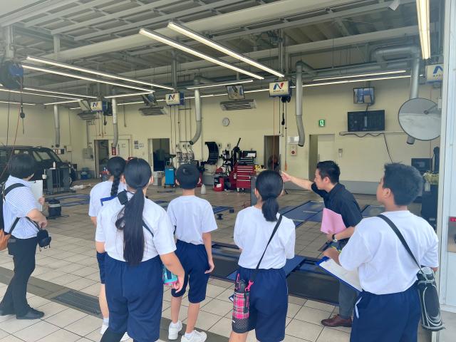 名古屋市立有松中学校特別支援学級の生徒がネクステージ大高店で職場体験を実施 ~新たな経験から学生の可能性を支援~