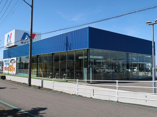 ネクステージ宇都宮店で宇都宮市立鬼怒中学校の生徒が自動車整備士業務を体験!