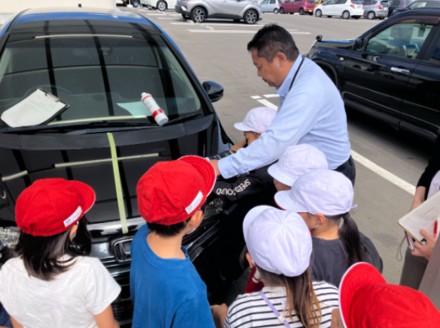 諫早市立小栗小学校2年生がネクステージ諫早店で職場見学を実施!