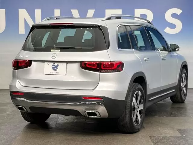 女性に人気のメルセデス・ベンツのモデルは?人気の理由や特徴を解説