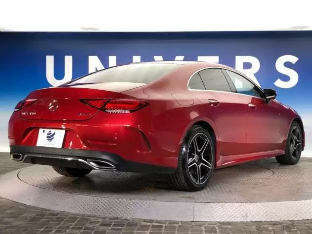 女性に人気のメルセデス・ベンツのモデルは?人気の理由や特徴を解説