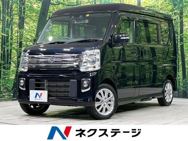 キャラバンの車中泊仕様の魅力とは?車中泊で役立つポイントを解説