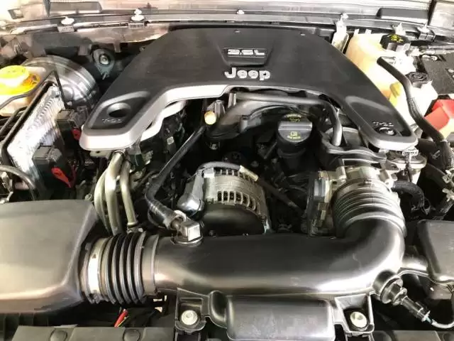 ジープ・ラングラーの乗り心地を解説！快適性と走破性の両立のポイントは？