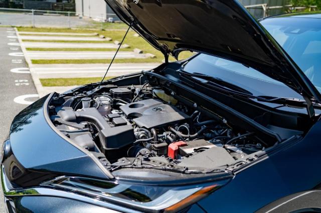 4代目ハリアーに搭載されたエンジンの特徴とは？種類や先代モデルについても解説