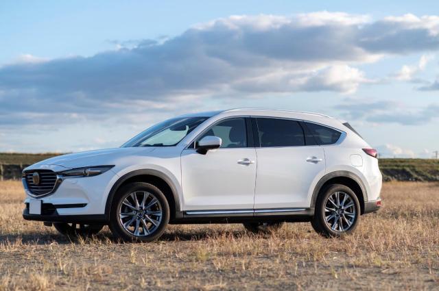 4代目ハリアーに搭載されたエンジンの特徴とは？種類や先代モデルについても解説