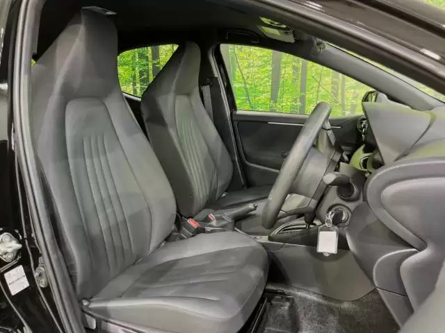 トヨタ ヤリスの魅力に迫る！燃費やサイズ・価格などが丸分かり