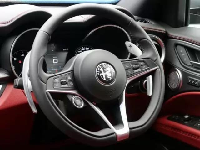 車のエンブレム図鑑：デザインの魅力と歴史を徹底解剖