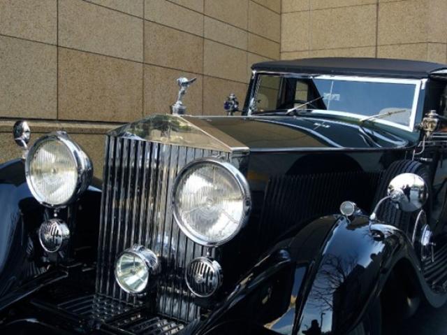 車のエンブレム図鑑：デザインの魅力と歴史を徹底解剖