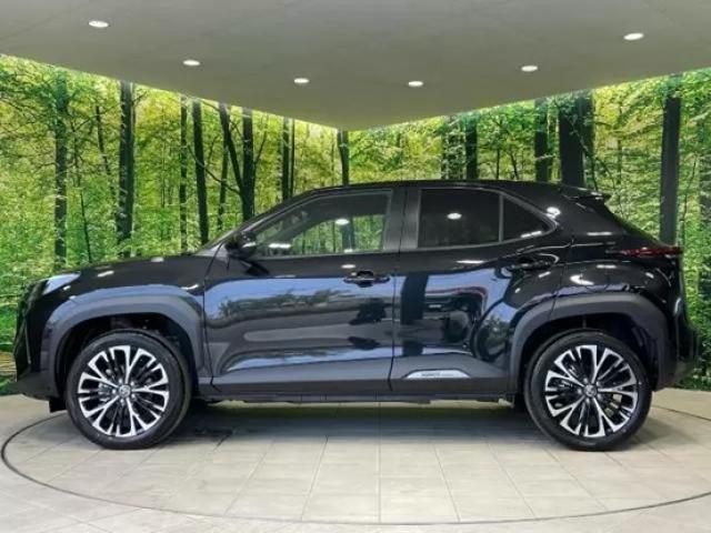 ヤリスクロスのサイドビュー