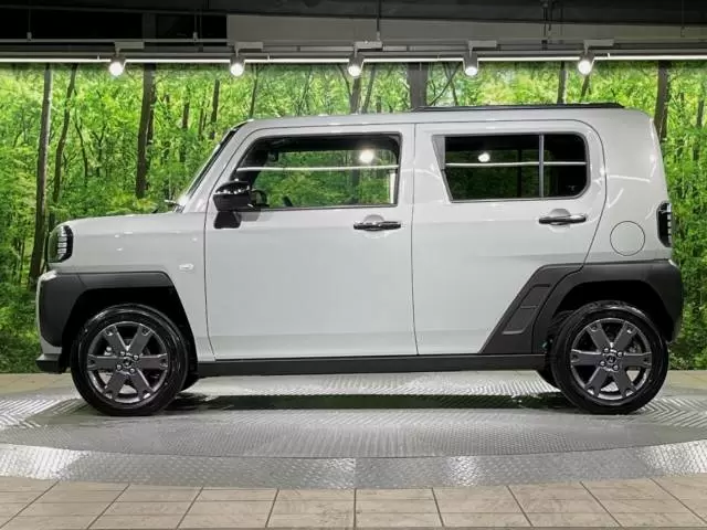 車高が高いダイハツ タフトの特徴を解説!スズキ ハスラーとの比較も