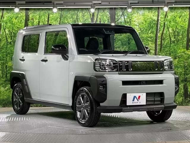 車高が高いダイハツ タフトの特徴を解説!スズキ ハスラーとの比較も