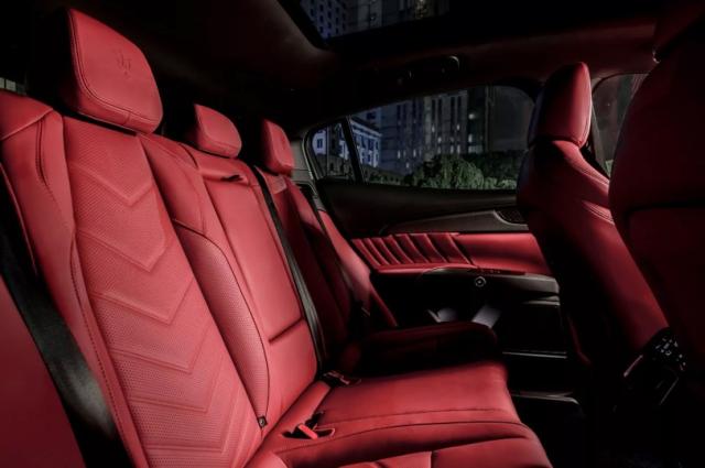 MASERATI Koto New Year Fair｜マセラティ 江東｜中古車の