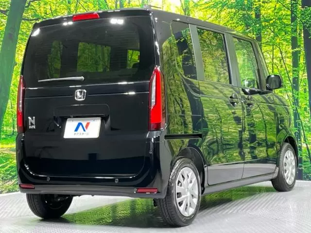 N-BOX旧型vs新型!外装や内装、燃費性能を徹底比較