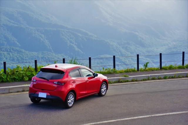 トヨタの5ナンバー車種を総まとめ。3ナンバーとの違いや税金・保険料も解説