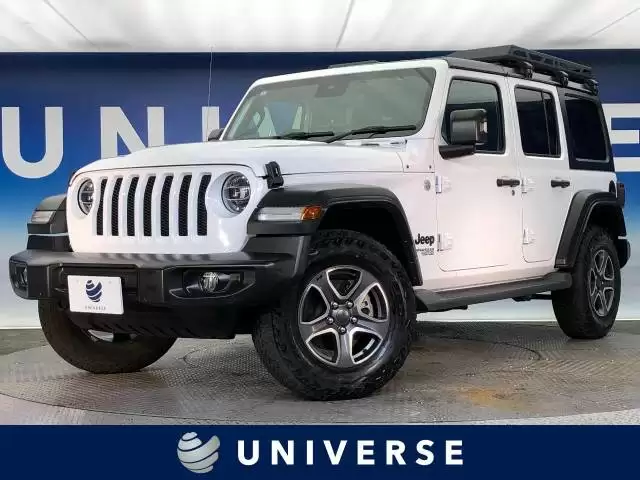 Gクラスの価格に手が出せないならその他の車種も選択肢に含めよう