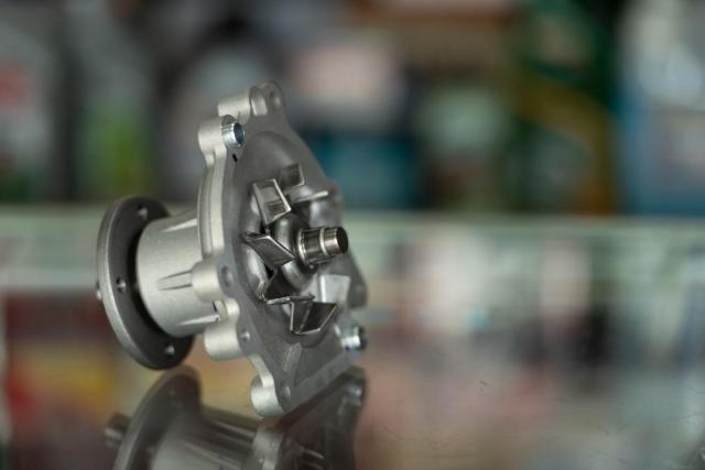 車におけるラジエーターの役割とは？仕組みから故障対策まで解説