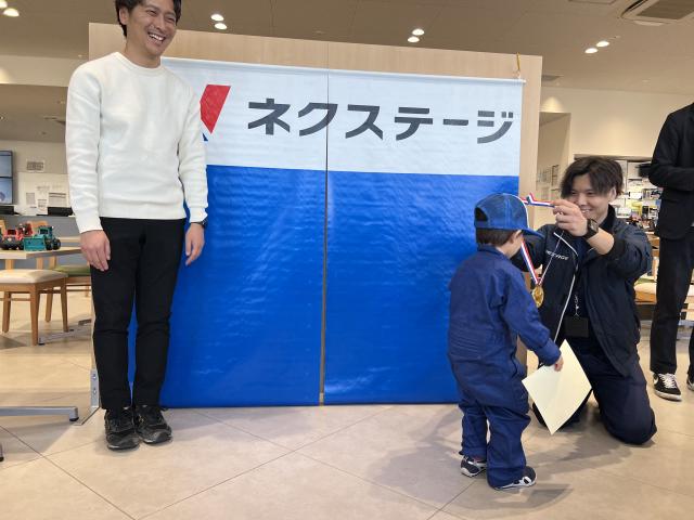 子どもたちがお仕事体験!ネクステージ福山神辺店でキッズメカニックを開催