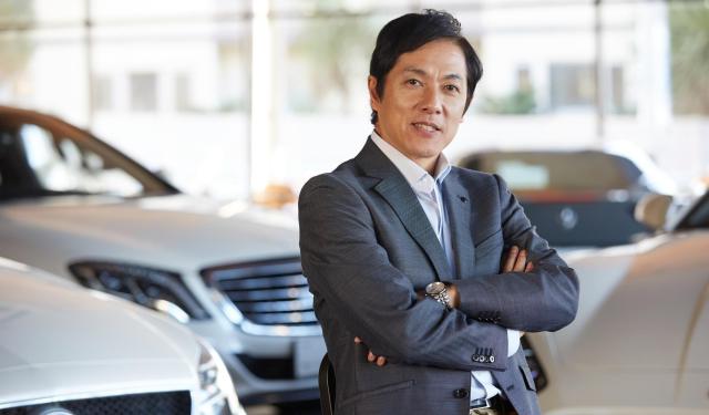 500万円クラスの車を買う年収の目安は?国産・輸入車と家族構成別車種も