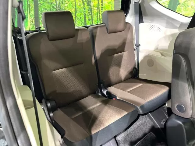 旧型シエンタ6人乗りの魅力とは?広さや快適性、7人乗りとの違いを紹介