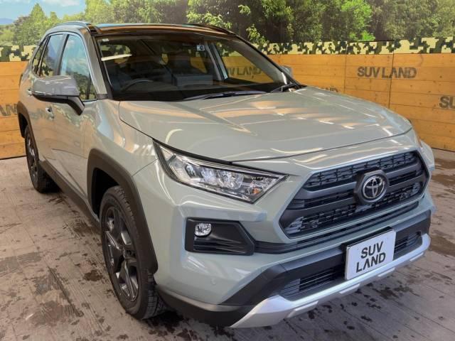 RAV4 50系とは?人気の理由や中古車で狙い目のモデルを紹介