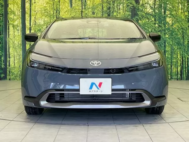 5代目プリウスのフロントマスク