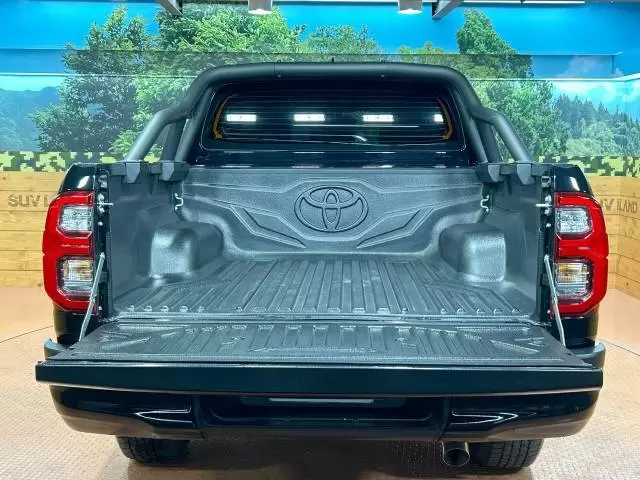 ハイラックスに待望のGR SPORTが誕生！Zグレードとの比較まとめ