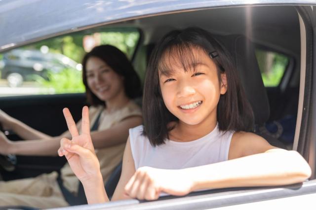 楽しそうにドライブする様子