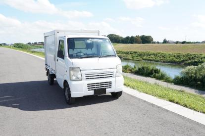 黒ナンバーとは？取得に必要な書類や手続き、運用ポイントを解説