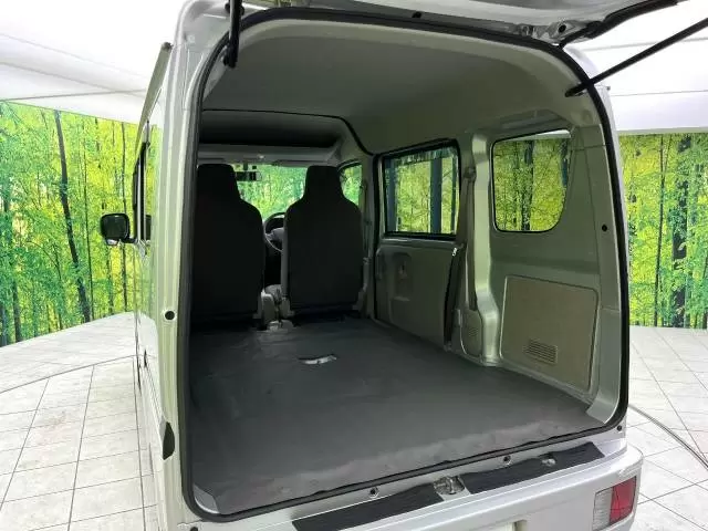 スズキ エブリイPAリミテッドの荷室
