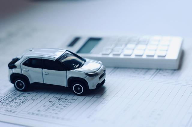 ジープ・コンパスの魅力を徹底解説!初代モデルの特徴や中古車価格相場も