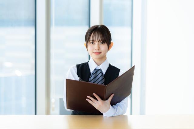 ジェイド（ホンダ）中古車完全攻略｜RSとハイブリッドの違いから価格相場まで