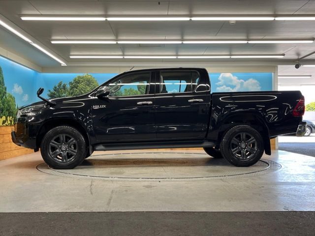 トヨタ・ハイラックスの車両画像 サイドビュー