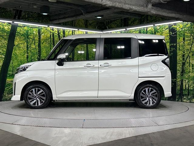 ルーミーのサイドビュー