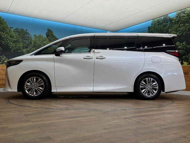 アルファードのサイドビュー