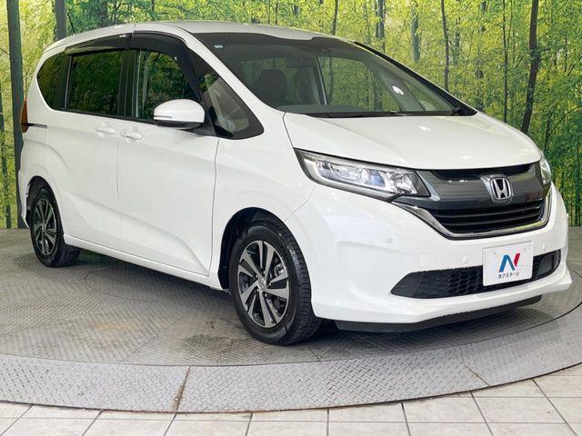 フリード＋の魅力とは？中古車の狙い目価格帯と購入時の必須チェックポイントも◎