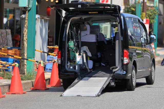 ハイエースバン歴代モデル完全比較|初代から現行6代目までの進化と中古車相場